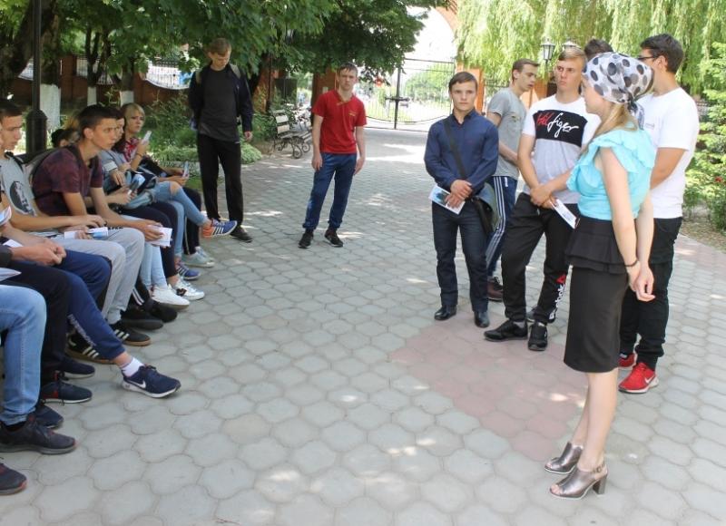 Молодёжи ладожского техникума Усть-Лабинского района рассказали о здоровом образе жизни