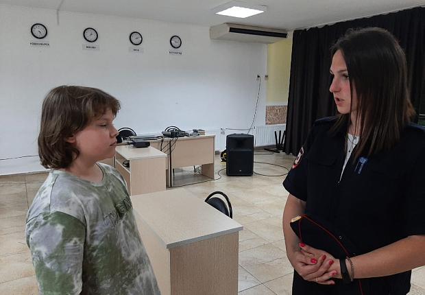 Сотрудники полиции провели профилактическую беседу в детском оздоровительном лагере «Тополек»