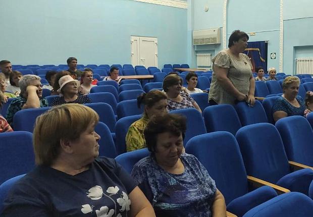  В Усть-Лабинском районе продолжаются информационные встречи