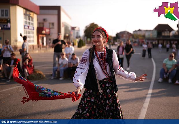 В Усть-Лабинске прошёл третий фестиваль казачьей культуры «Александровская крепость»