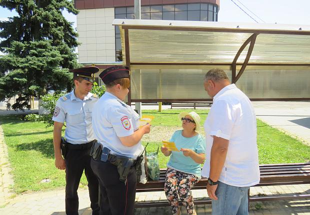 В Усть-Лабинском районе общественники проверили работу нарядов патрульно-постовой службы